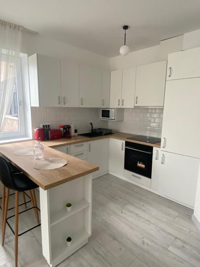 Good Vibes Apartment Oradea Bagian luar foto
